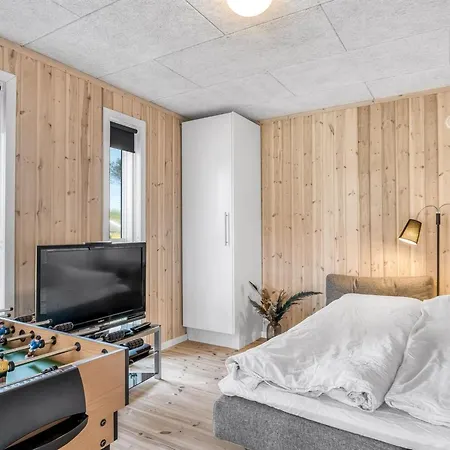 Carlina - 700m To The Fjord By Interhome Løgsted